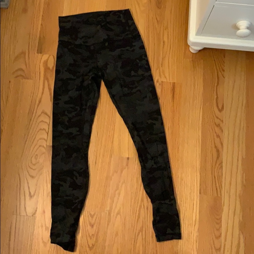 Lulu lemon camo leggings